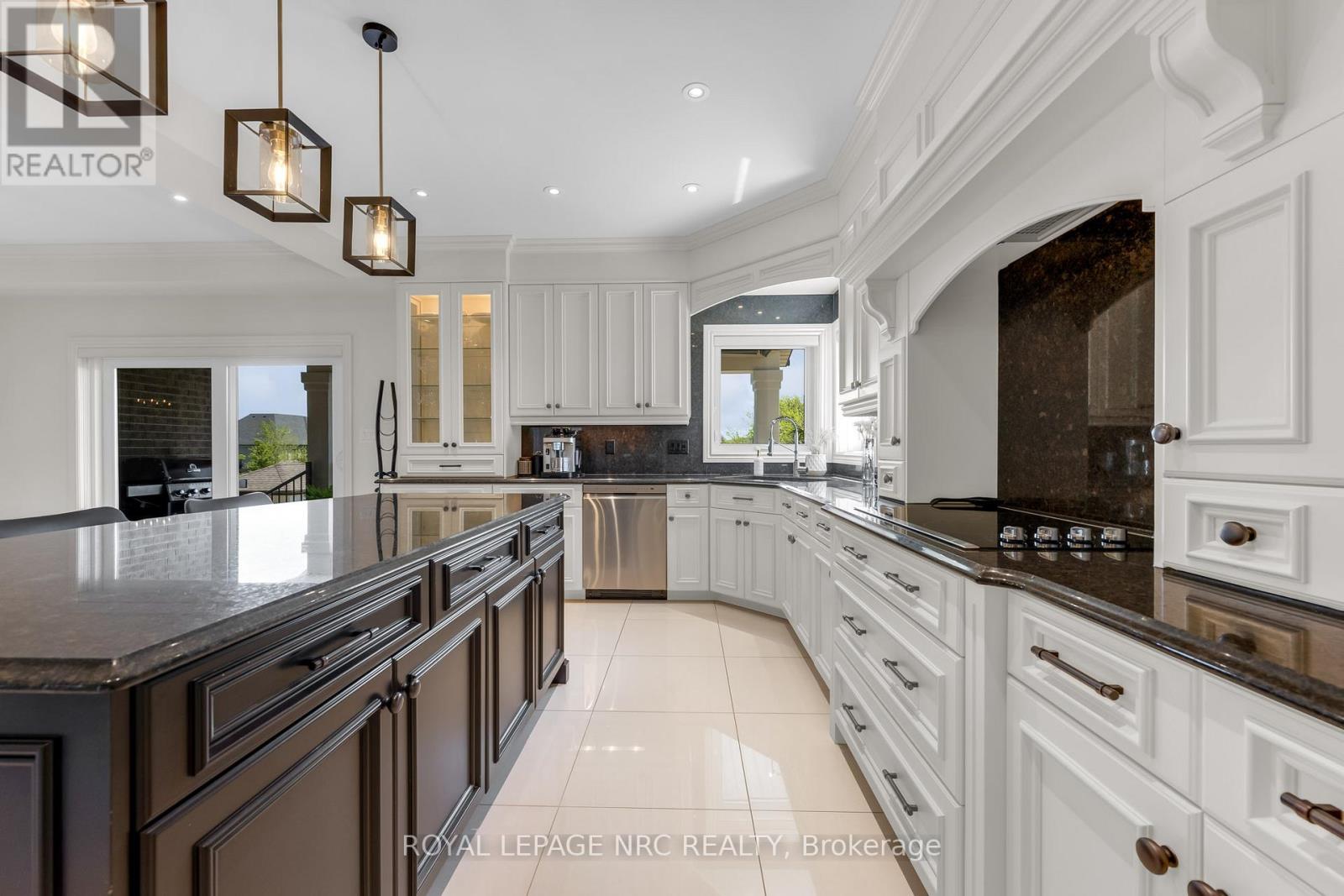 34 MARLENE STEWART DRIVE - 20
