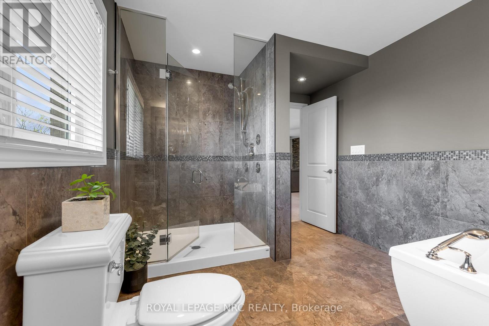 34 MARLENE STEWART DRIVE - 29