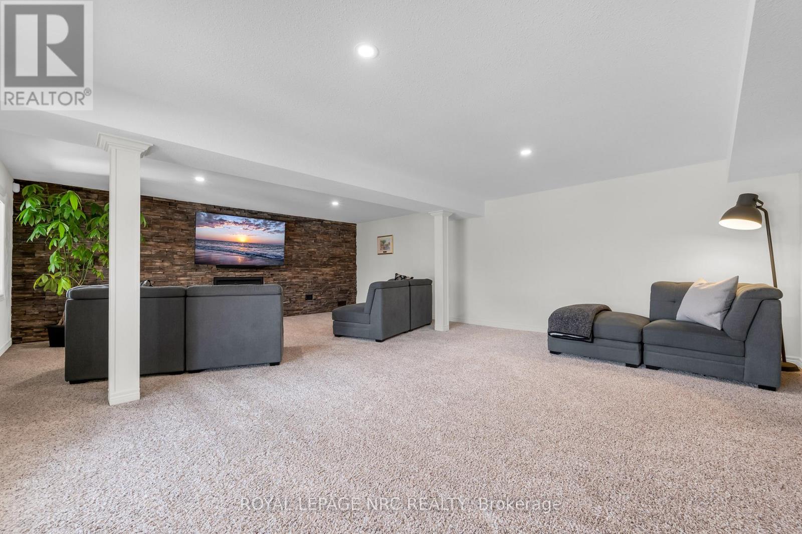 34 MARLENE STEWART DRIVE - Image 40