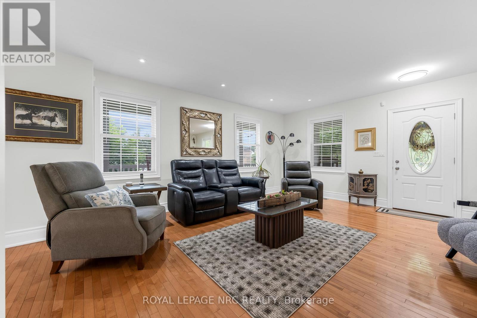1239 PELHAM STREET - 10