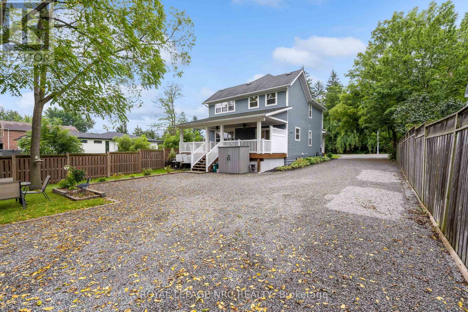 1239 PELHAM STREET - 3