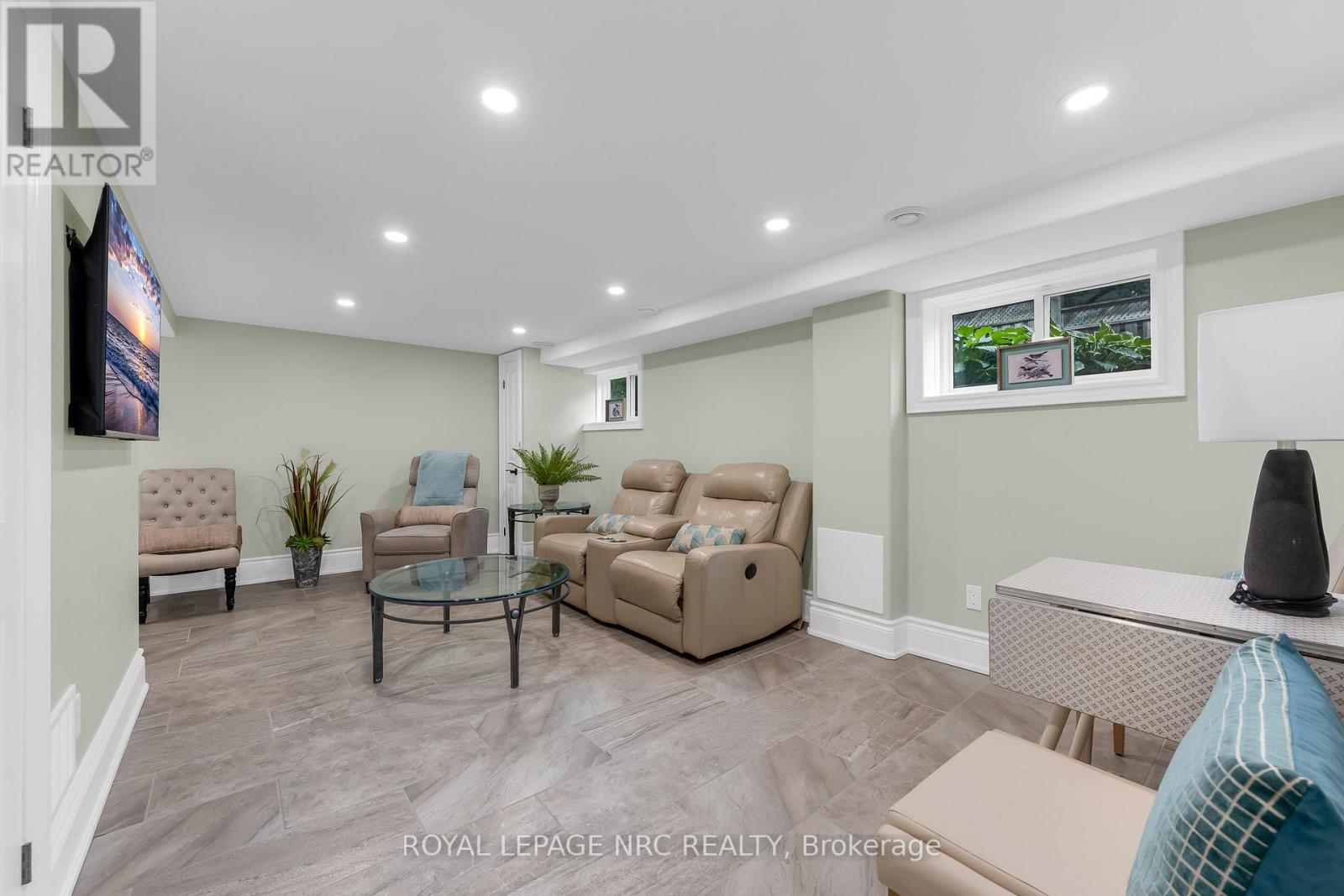 1239 PELHAM STREET - 30