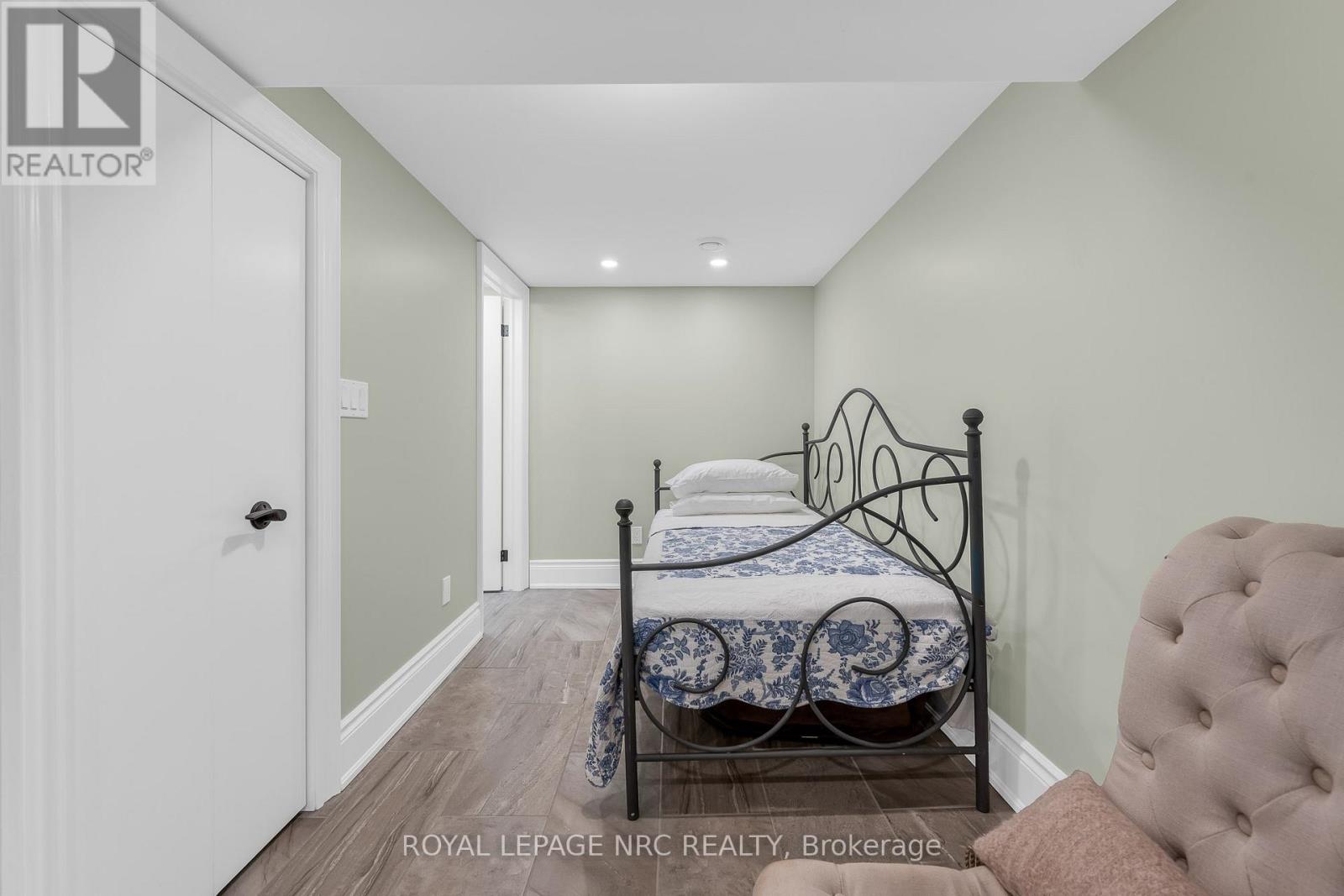 1239 PELHAM STREET - Image 32