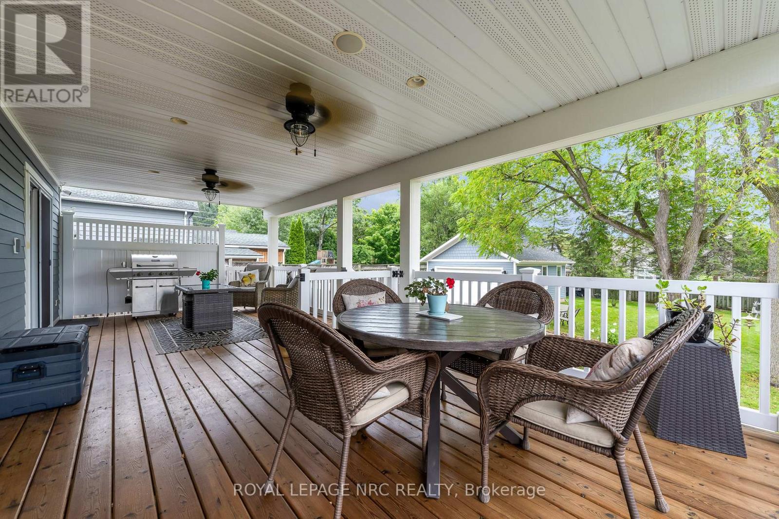 1239 PELHAM STREET - 9