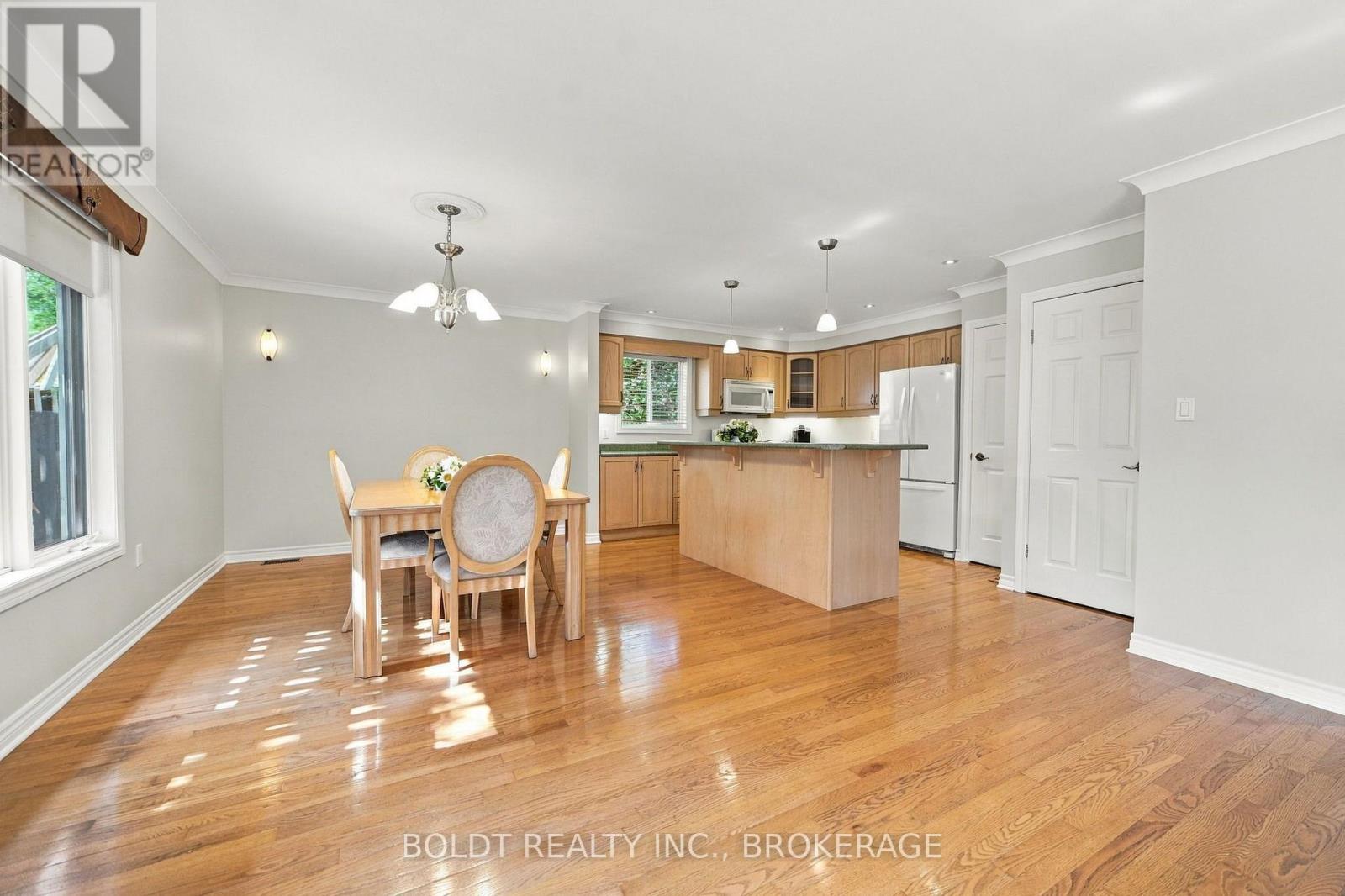 255 SULLIVAN AVENUE - Image 14