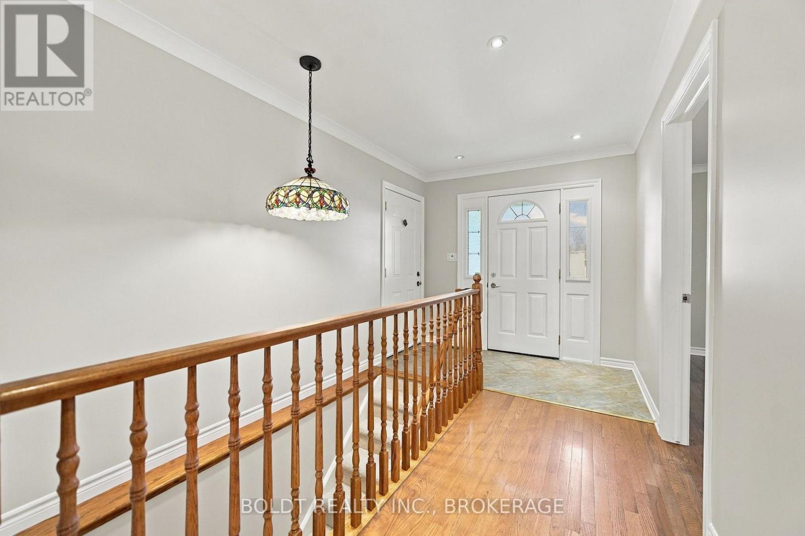 255 SULLIVAN AVENUE - Image 7