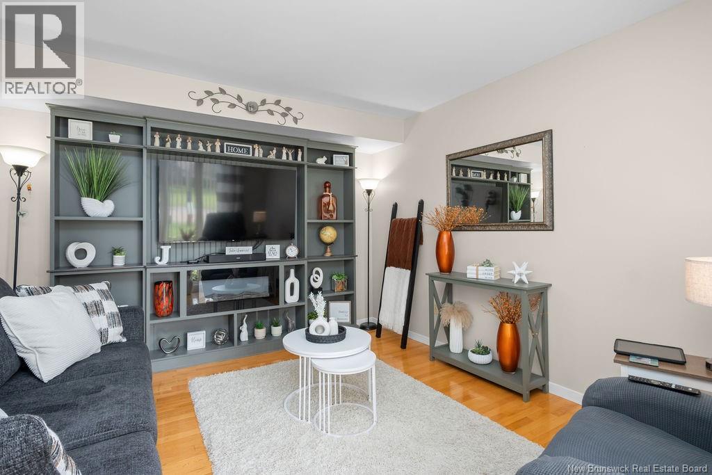 2690 Acadie - 12