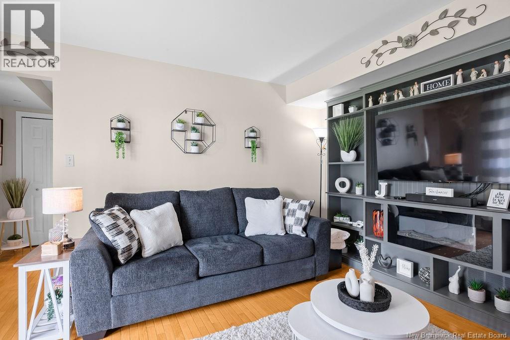 2690 Acadie - 14