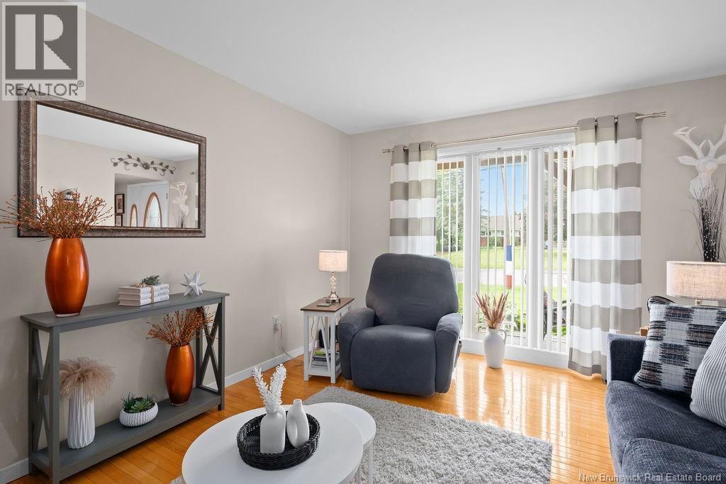 2690 Acadie - 15