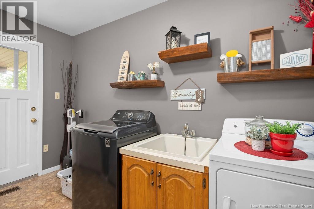 2690 Acadie - 16