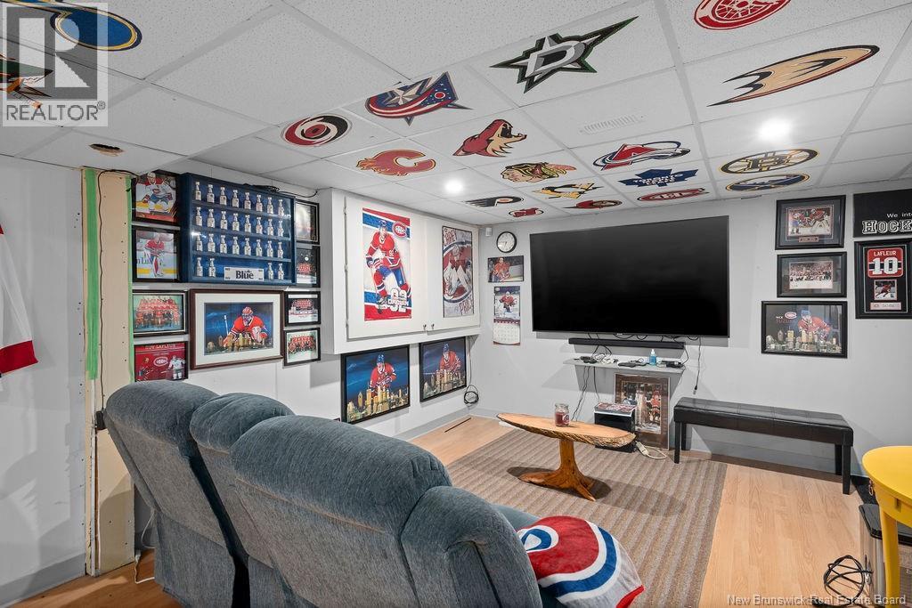 2690 Acadie - Image 28
