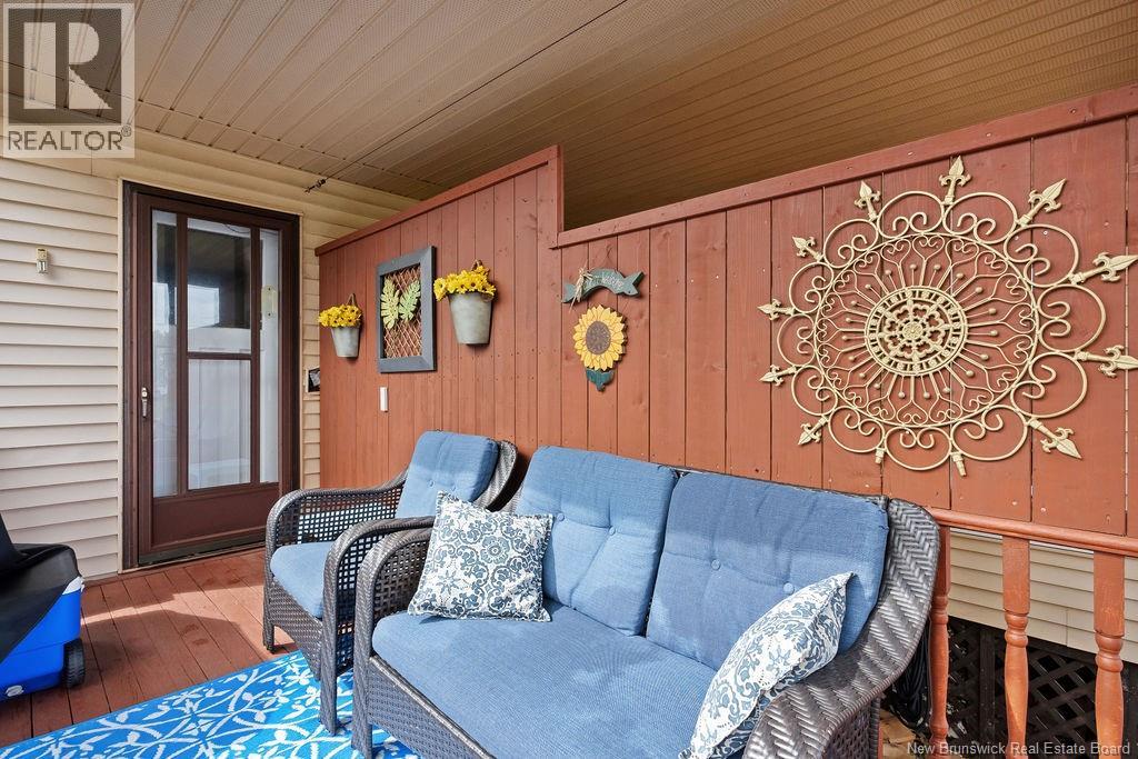 2690 Acadie - Image 30