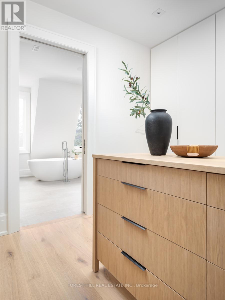 61 FOXLEY STREET - 40