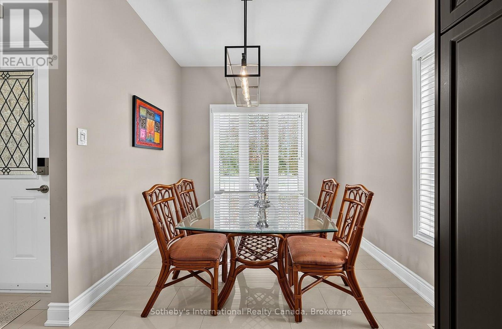 48 THOMAS DRIVE - 12