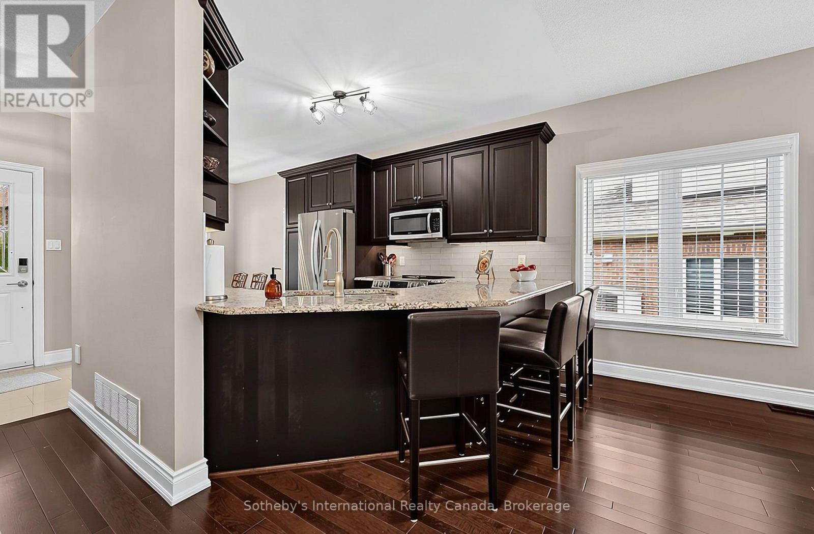 48 THOMAS DRIVE - 14