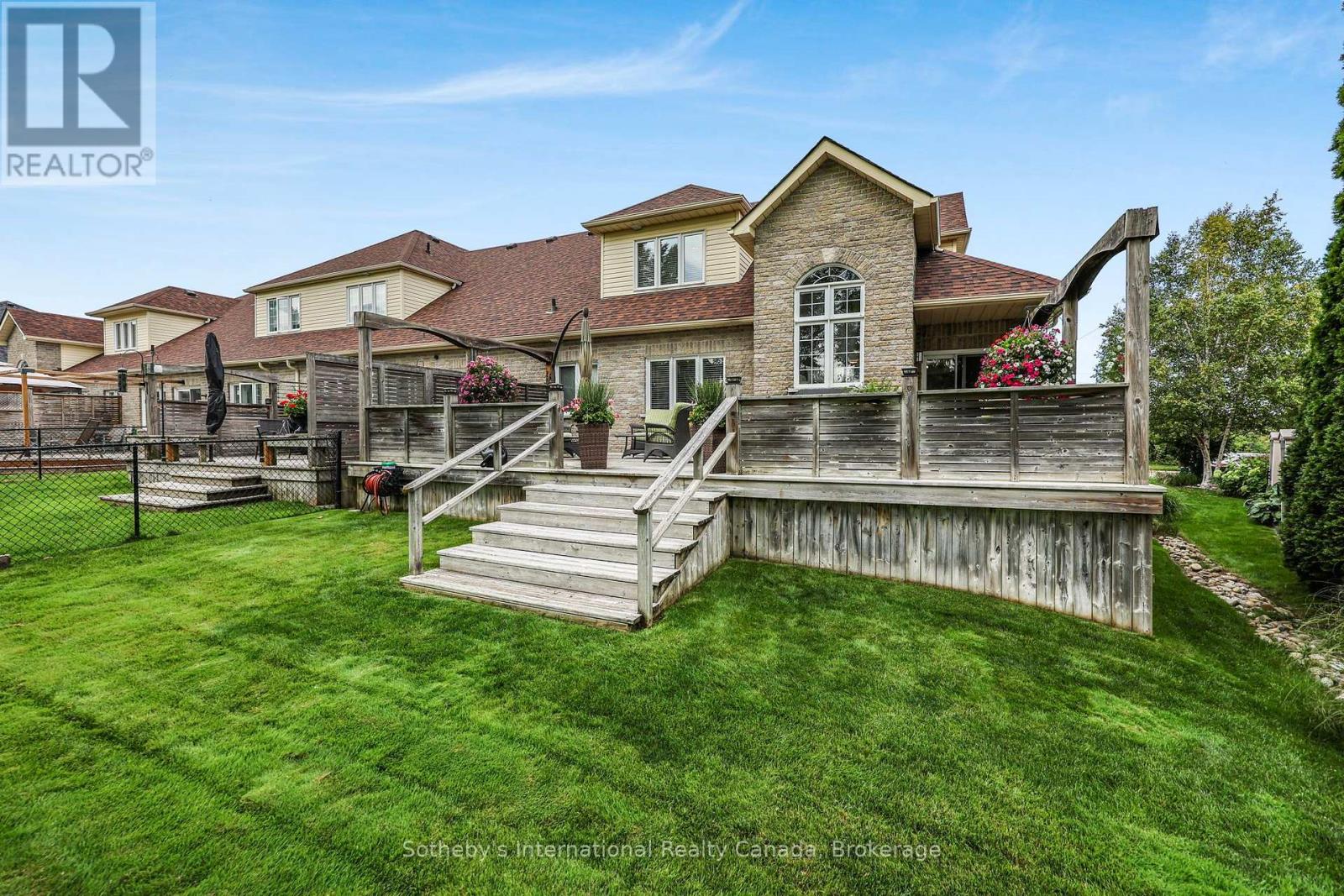 48 THOMAS DRIVE - Image 42