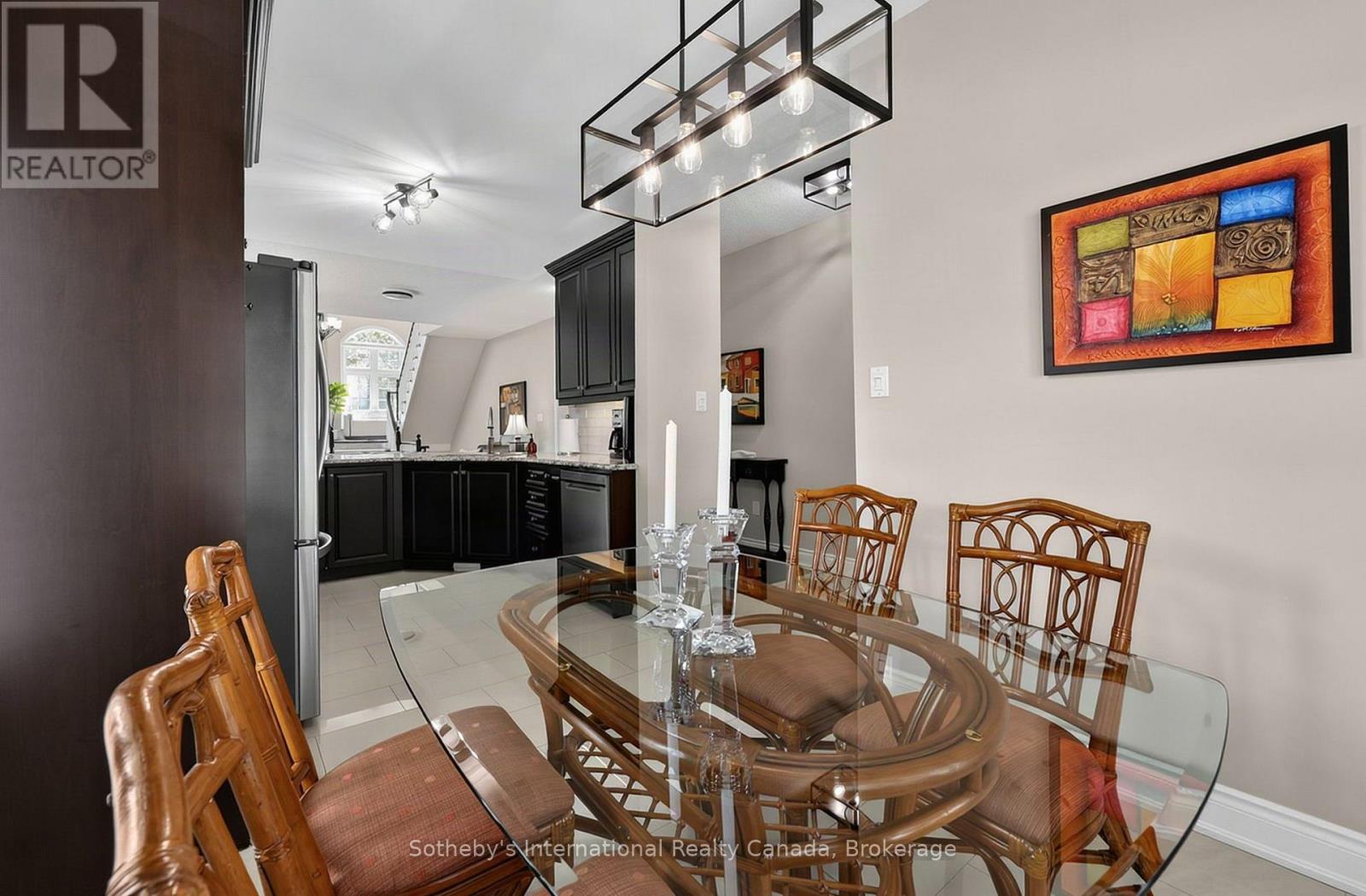 48 THOMAS DRIVE - 7
