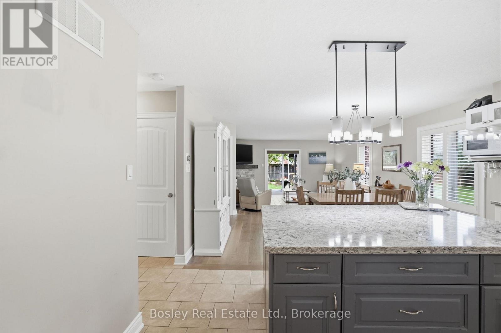 28 CLARK STREET - 12
