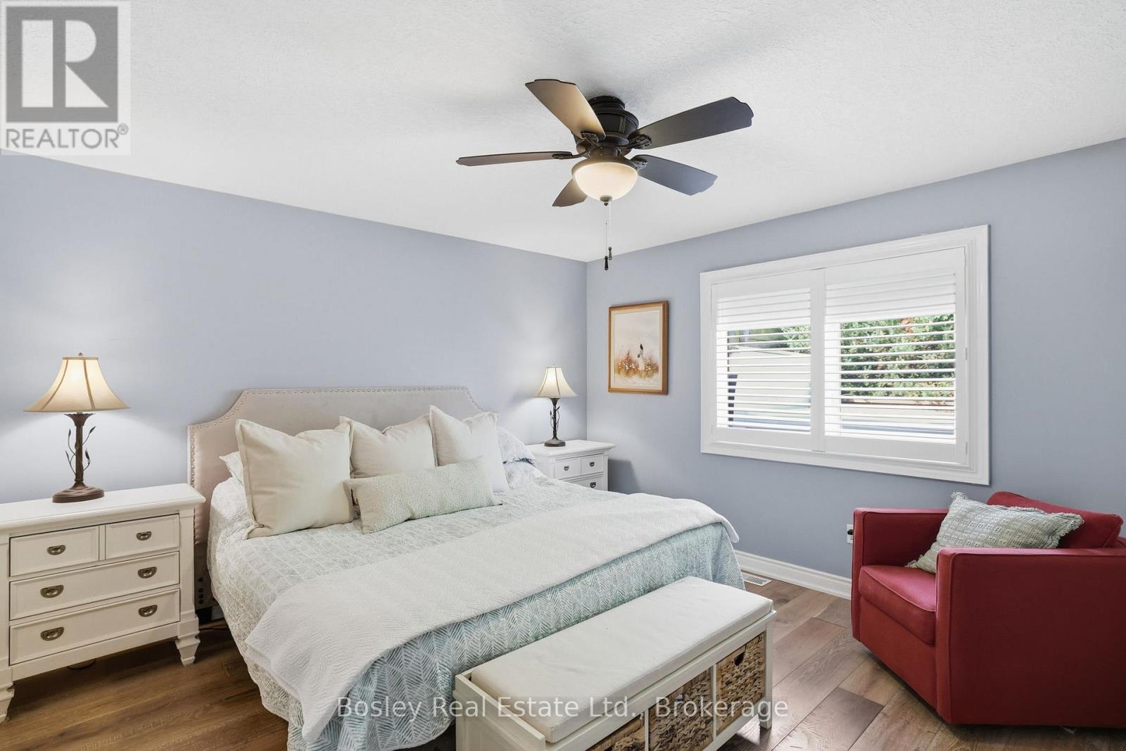 28 CLARK STREET - Image 18