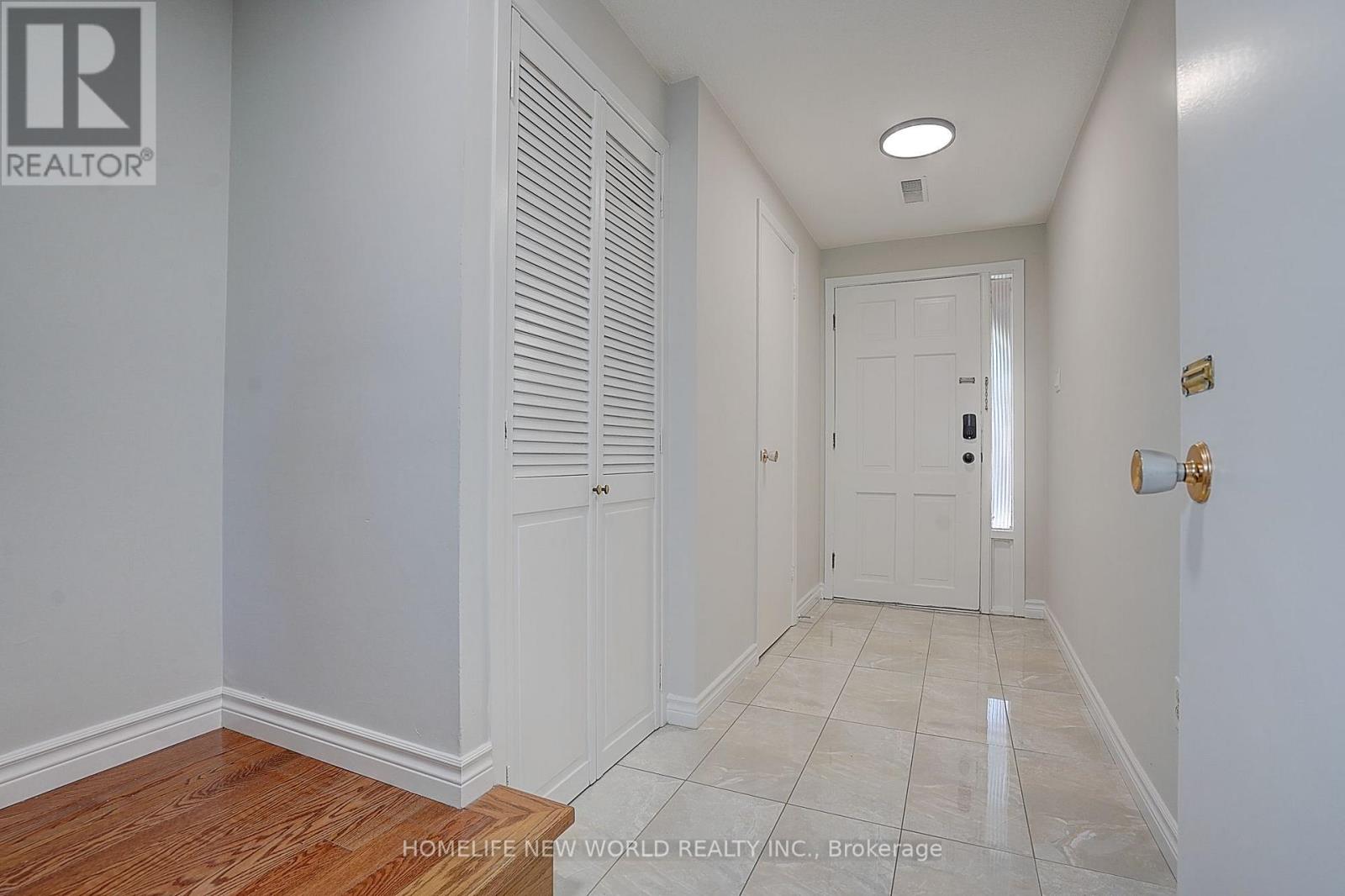 #46 40 DUNDALK DRIVE - 2