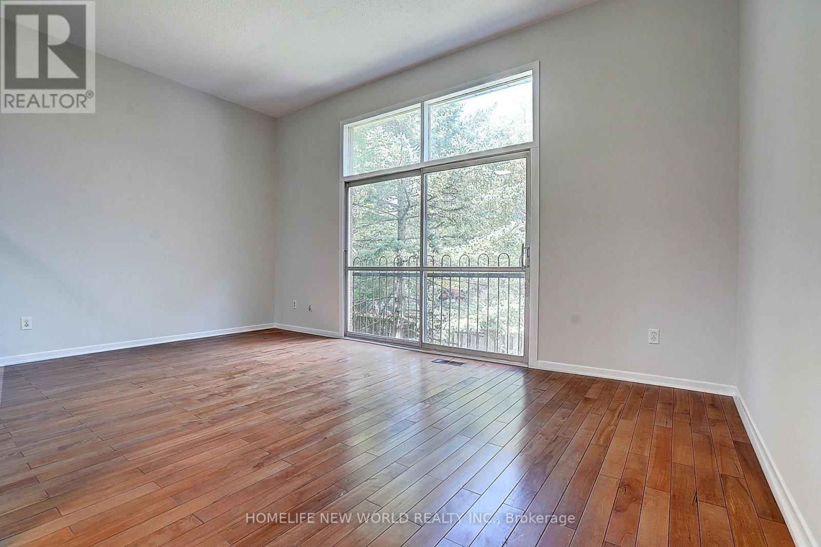 #46 40 DUNDALK DRIVE - 4