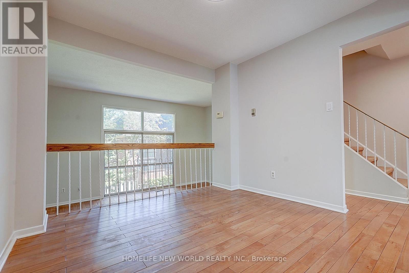 #46 40 DUNDALK DRIVE - 6