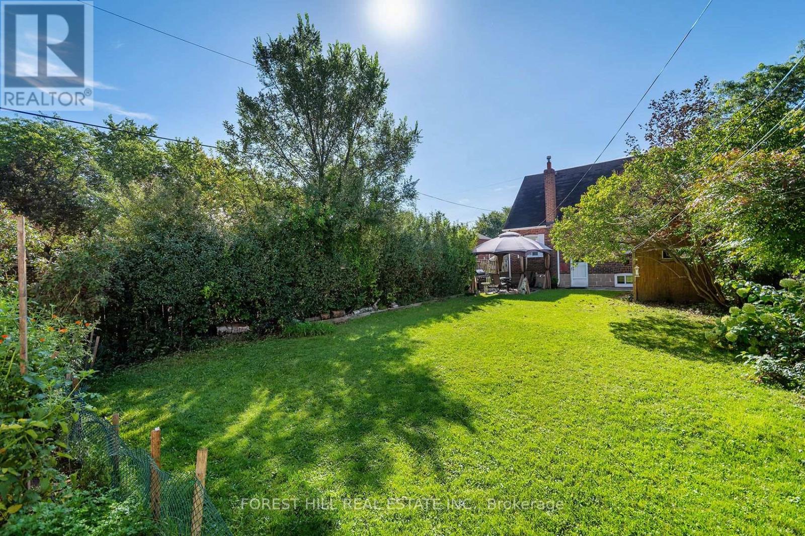 32 STAMFORD SQUARE N - Image 39