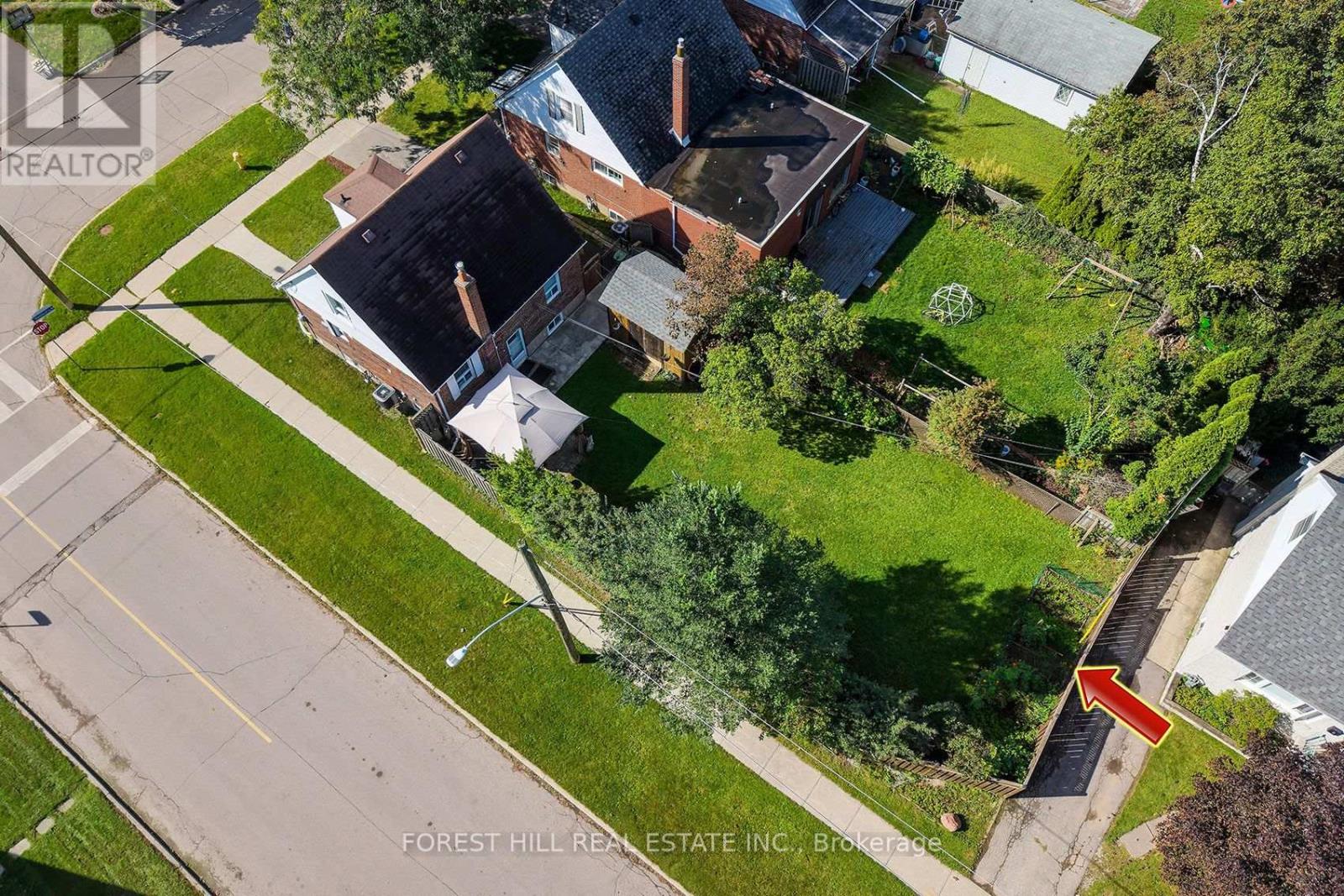 32 STAMFORD SQUARE N - Image 44