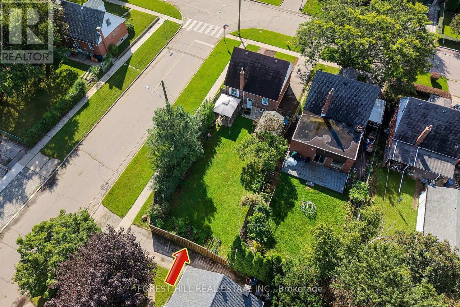 32 STAMFORD SQUARE N - Image 46