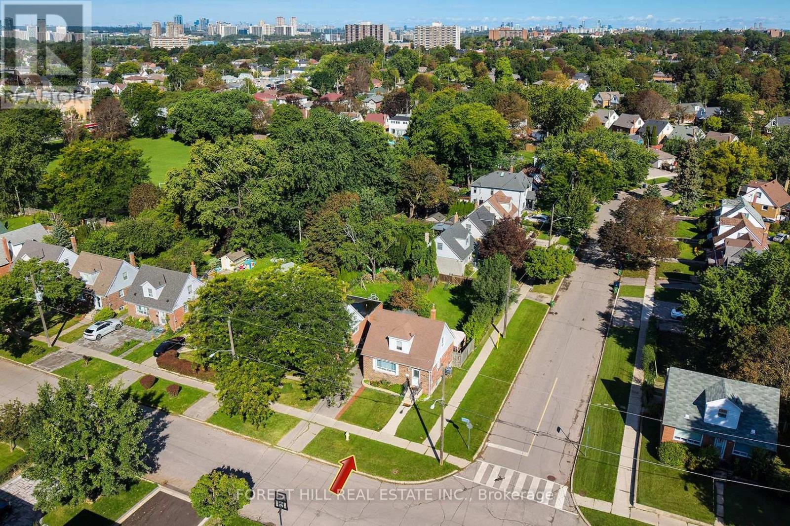 32 STAMFORD SQUARE N - Image 47