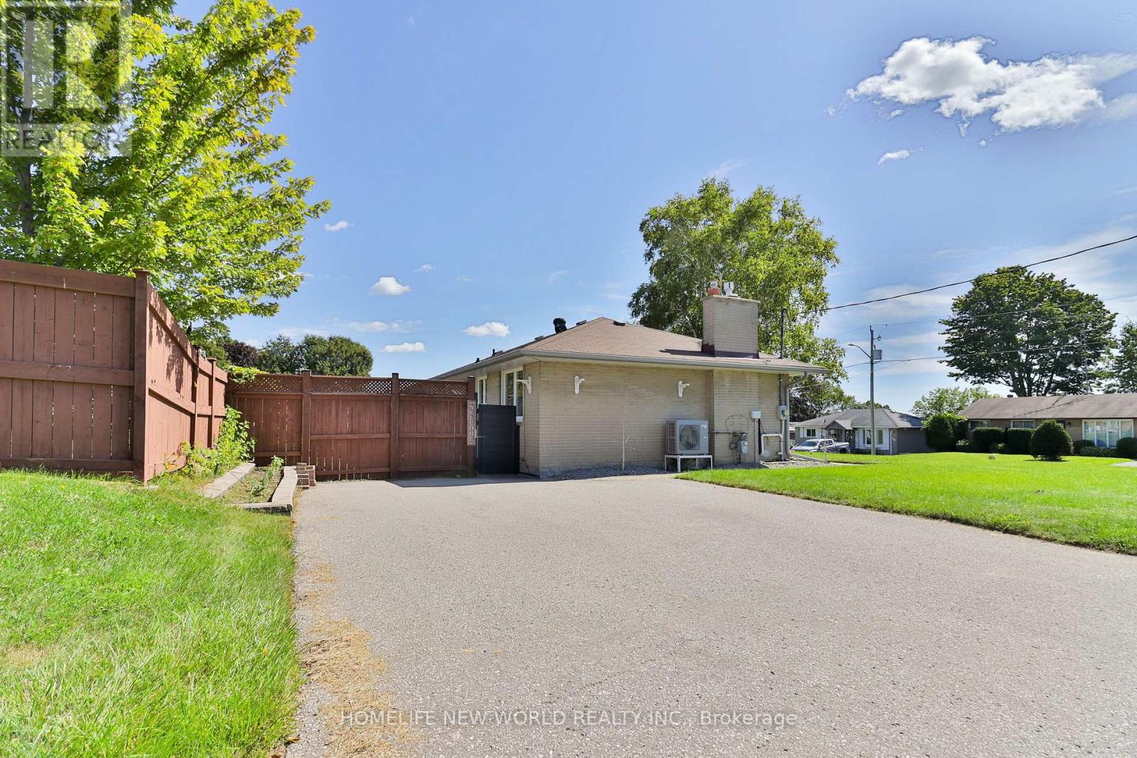 744 TENNYSON AVENUE - 25