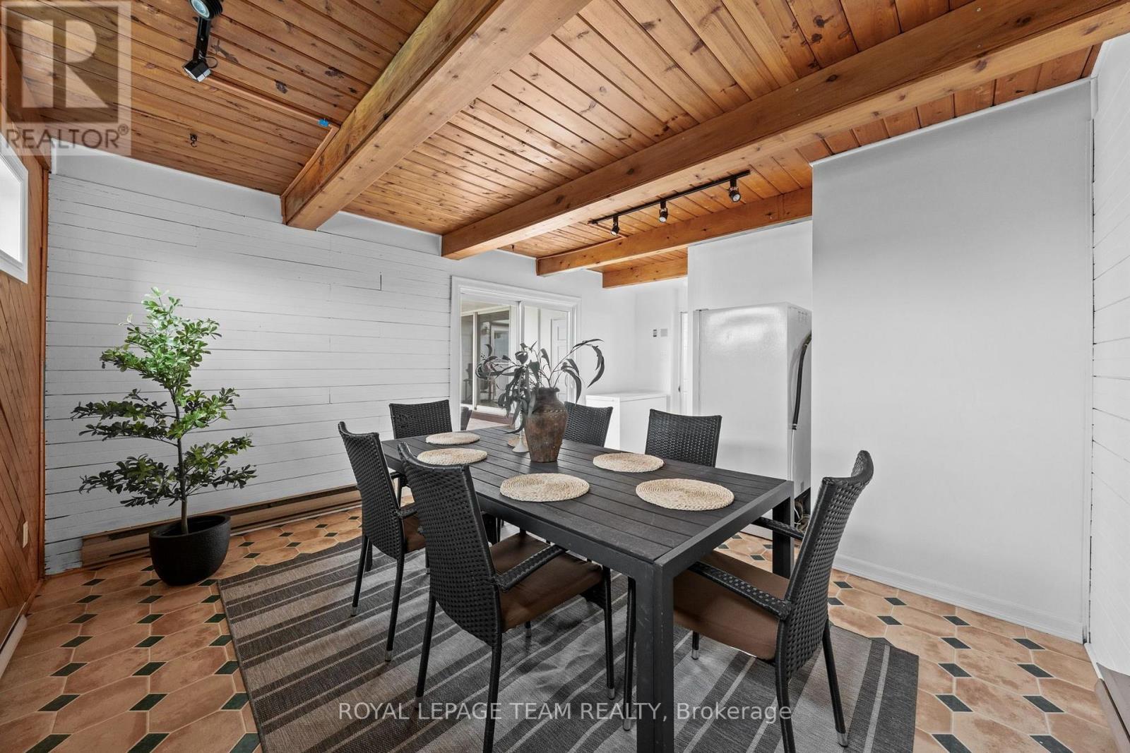 14 LISMER CRESCENT - Image 22