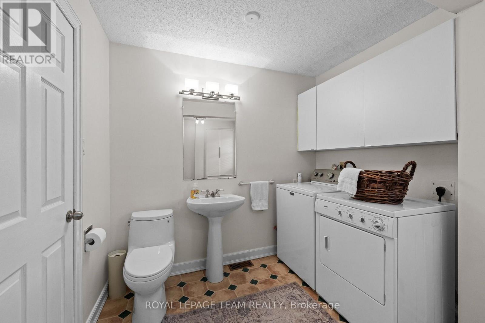 14 LISMER CRESCENT - Image 19