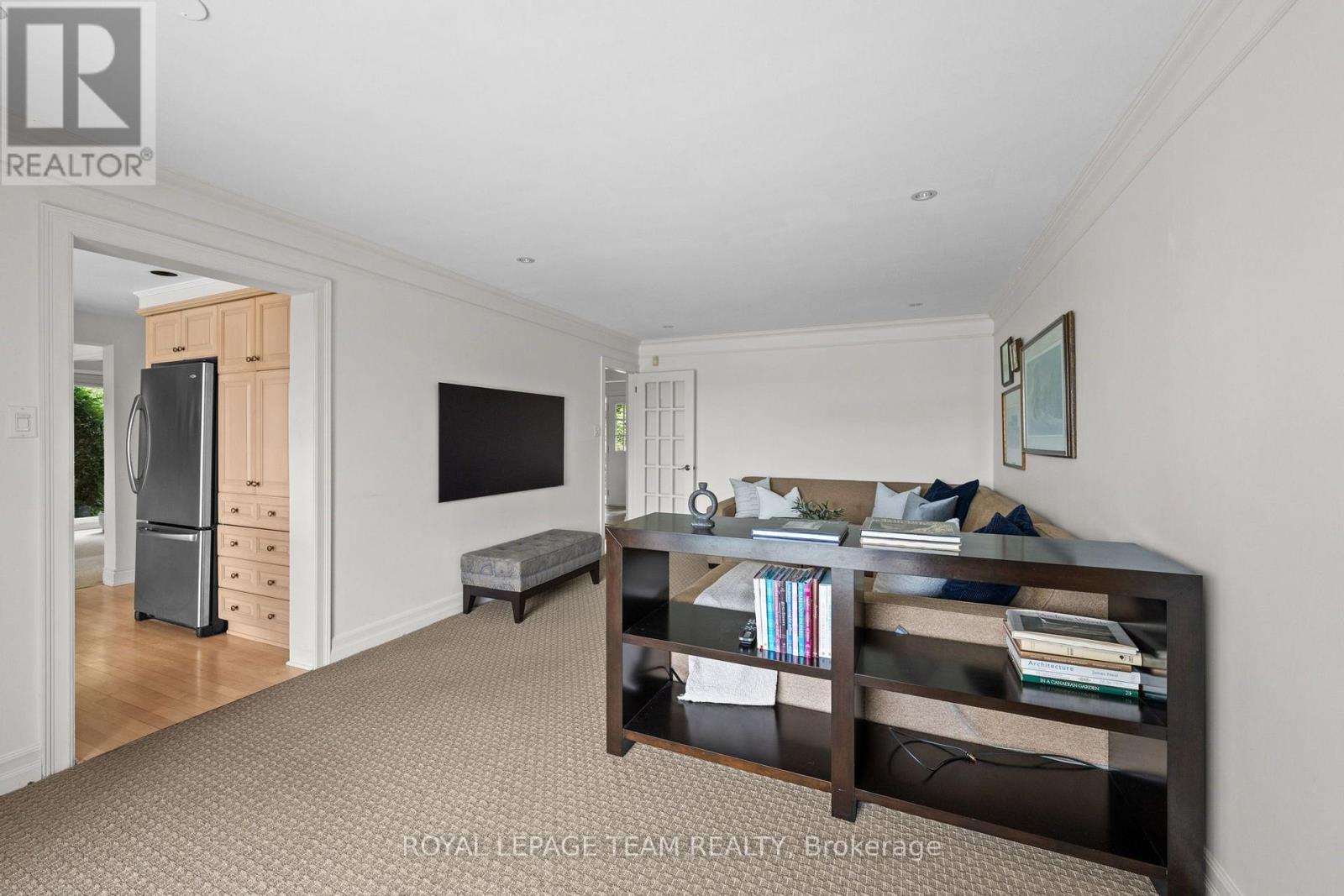 14 LISMER CRESCENT - Image 18