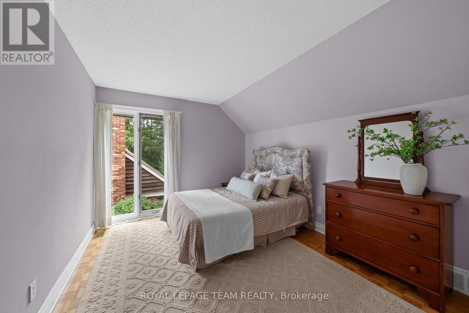 14 LISMER CRESCENT - Image 37