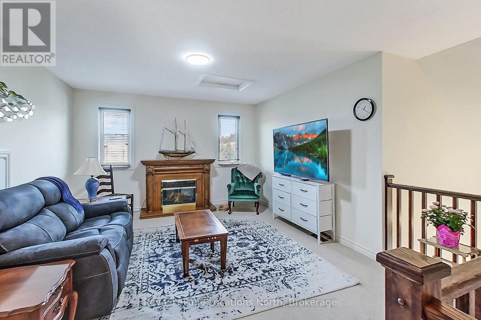 8 RUSSETT DRIVE - 16