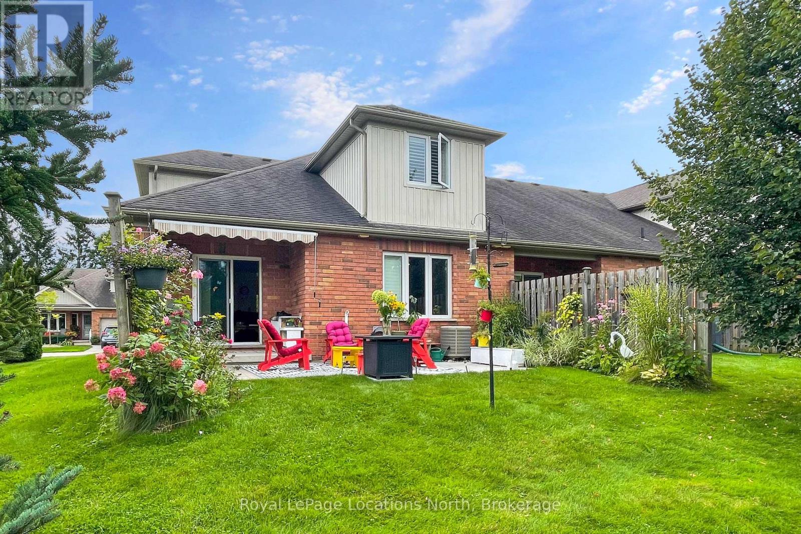 8 RUSSETT DRIVE - 20