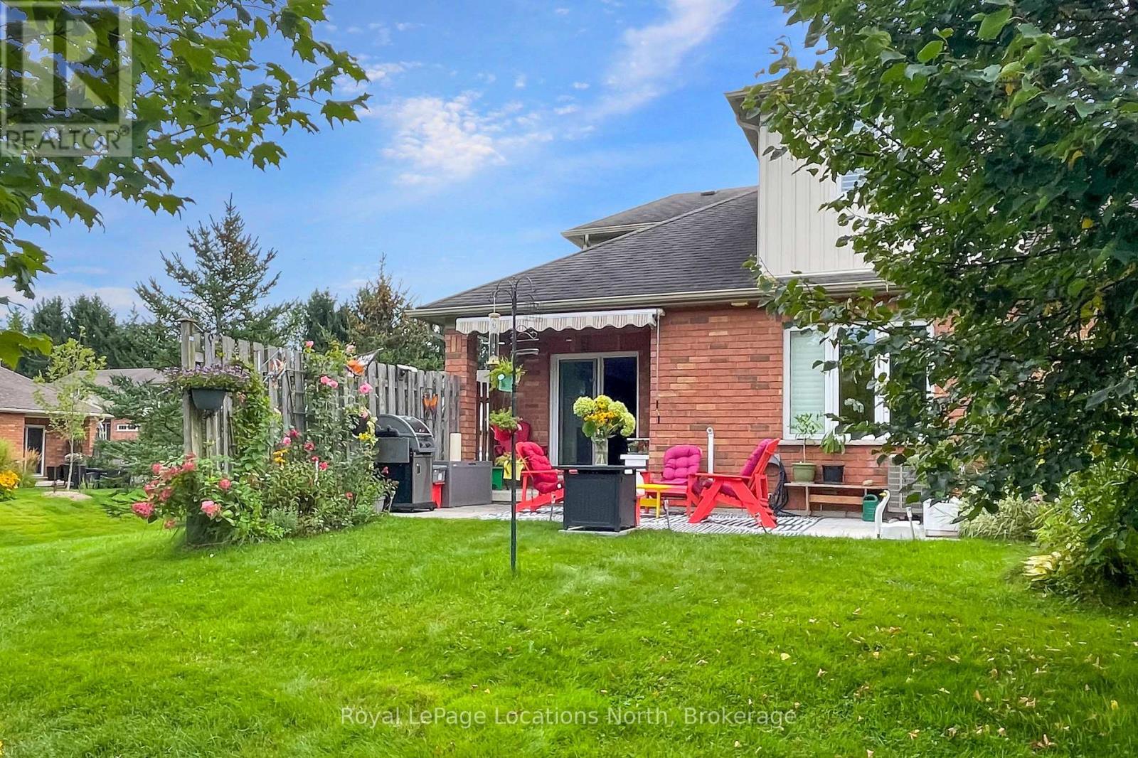 8 RUSSETT DRIVE - 21