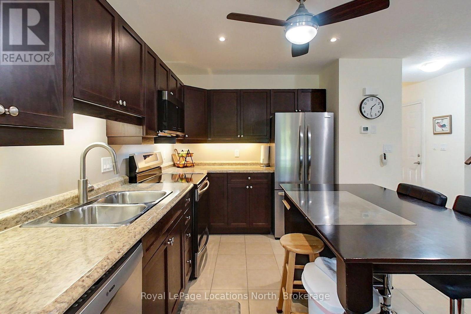 8 RUSSETT DRIVE - 4