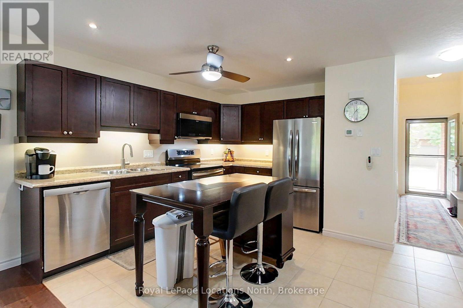 8 RUSSETT DRIVE - 6