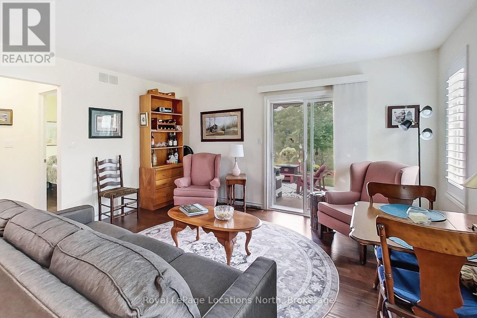 8 RUSSETT DRIVE - 7