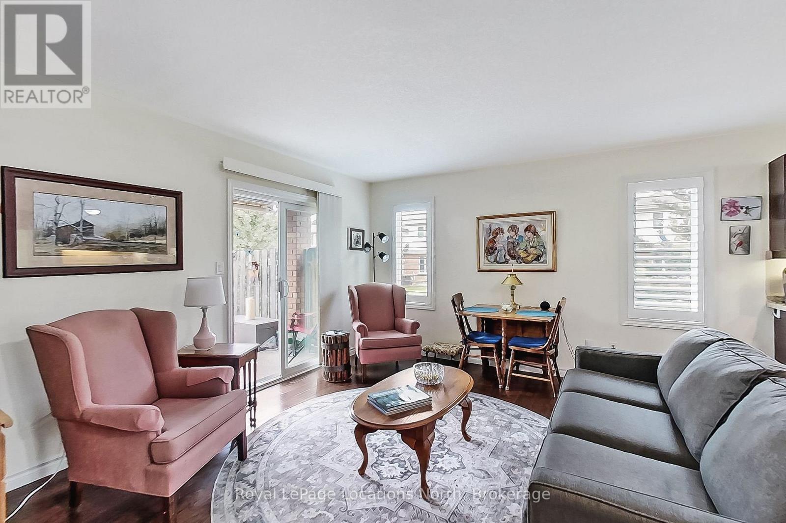 8 RUSSETT DRIVE - 8