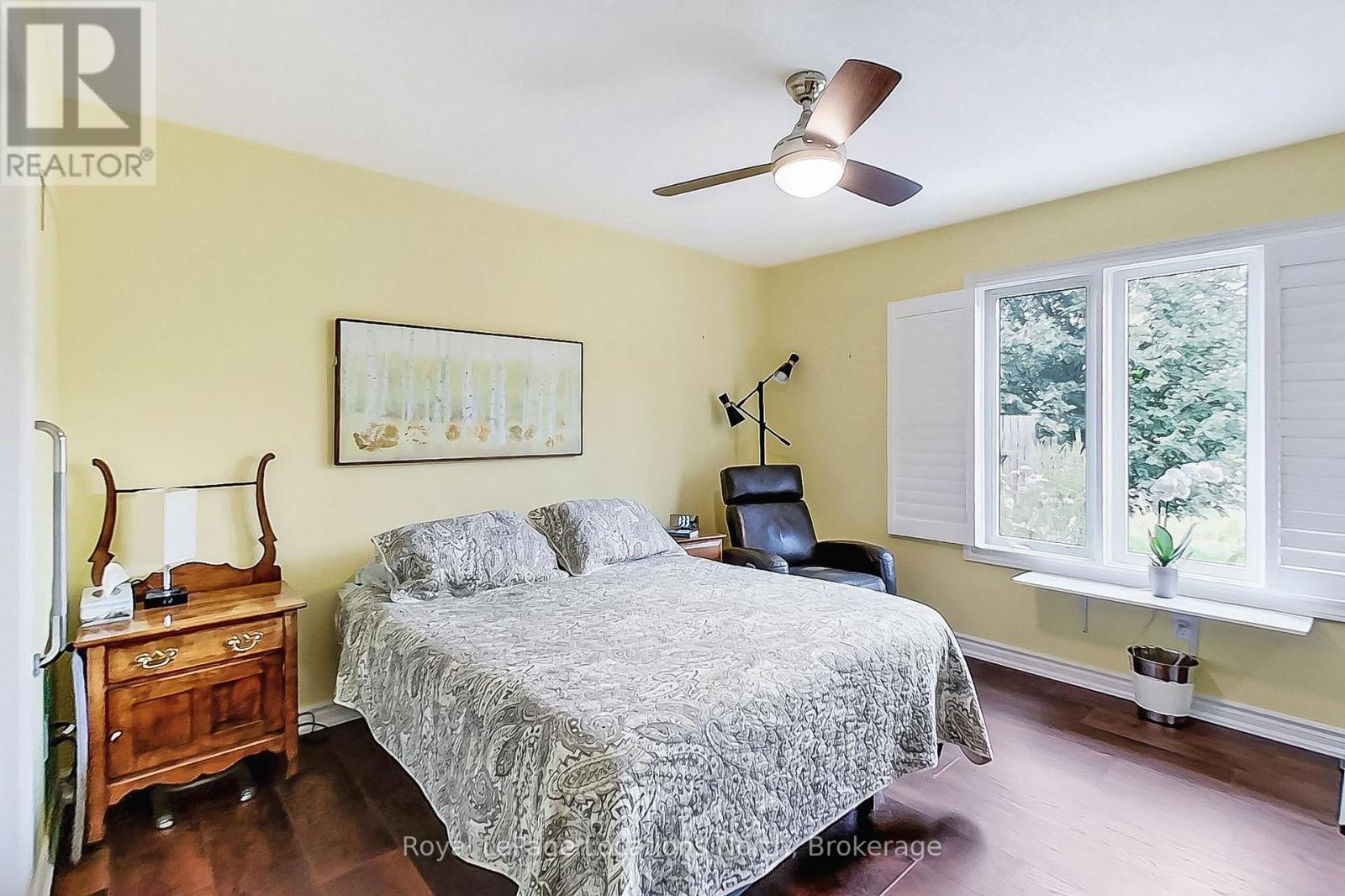 8 RUSSETT DRIVE - 9