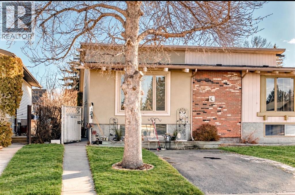 274 Templeview Way NE - 1
