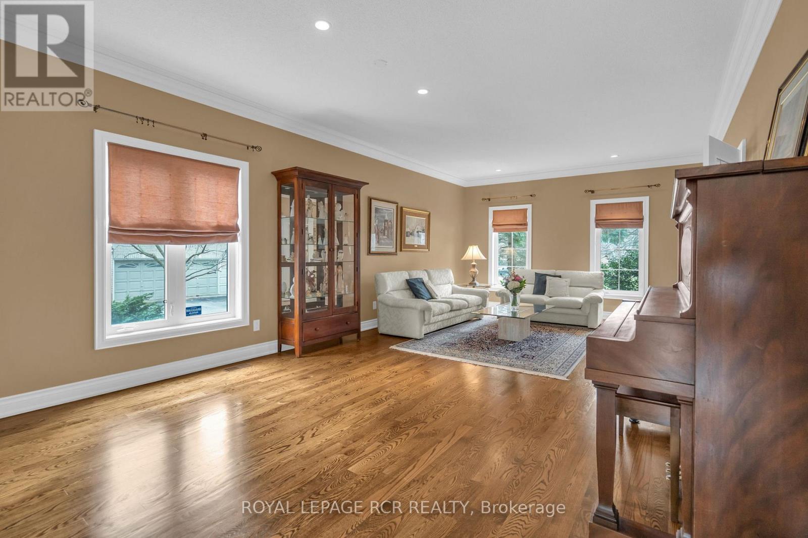 70 ENGLISH DAISY COURT - 12