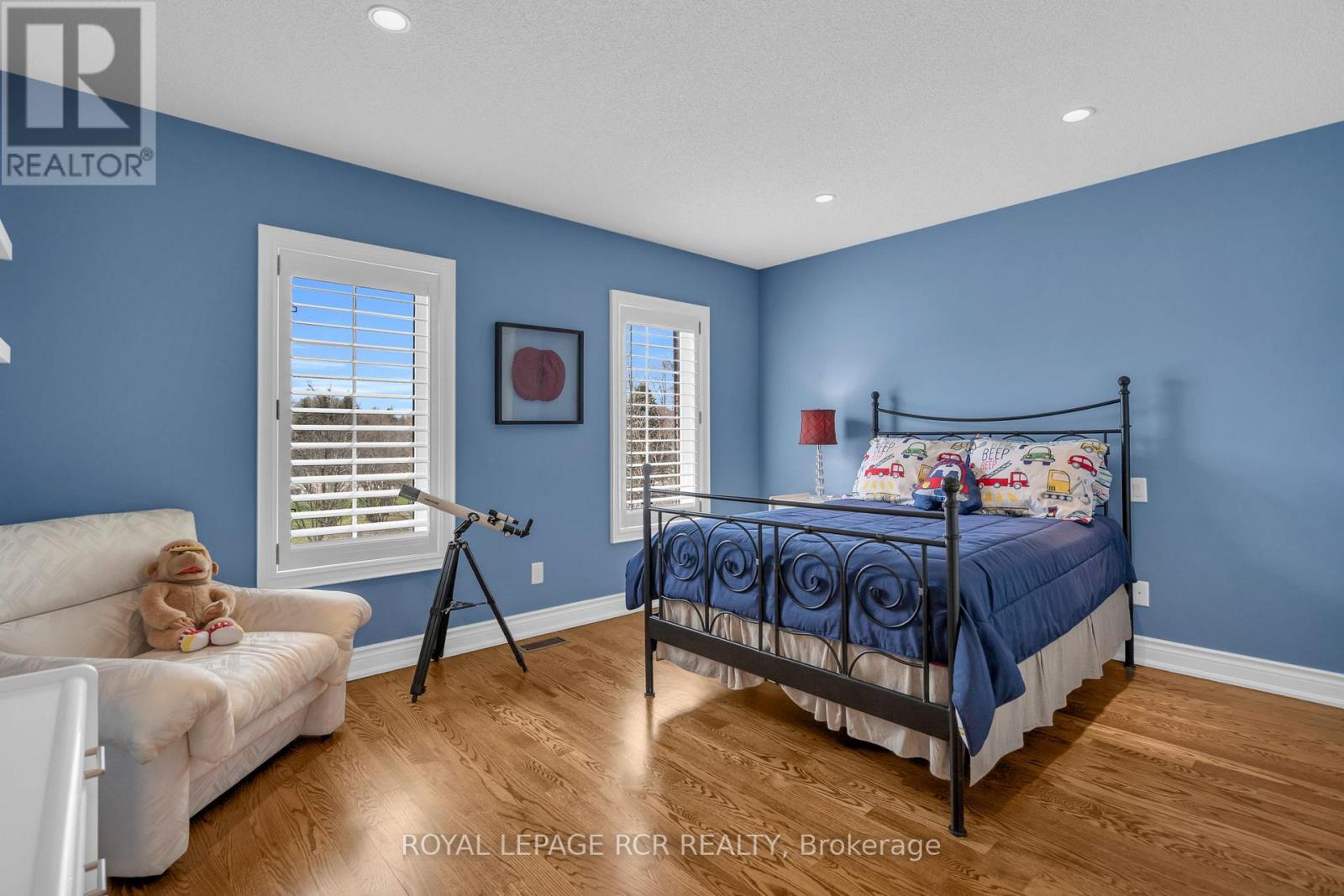 70 ENGLISH DAISY COURT - 25