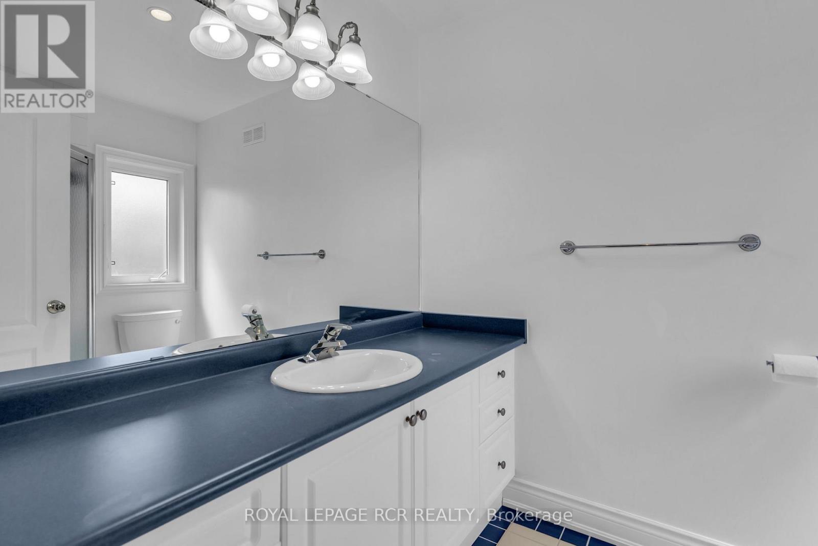 70 ENGLISH DAISY COURT - 27
