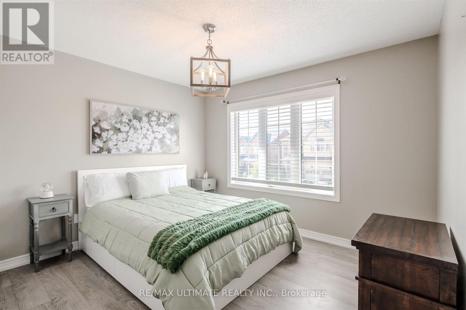 47 LEWIS AVENUE - 31