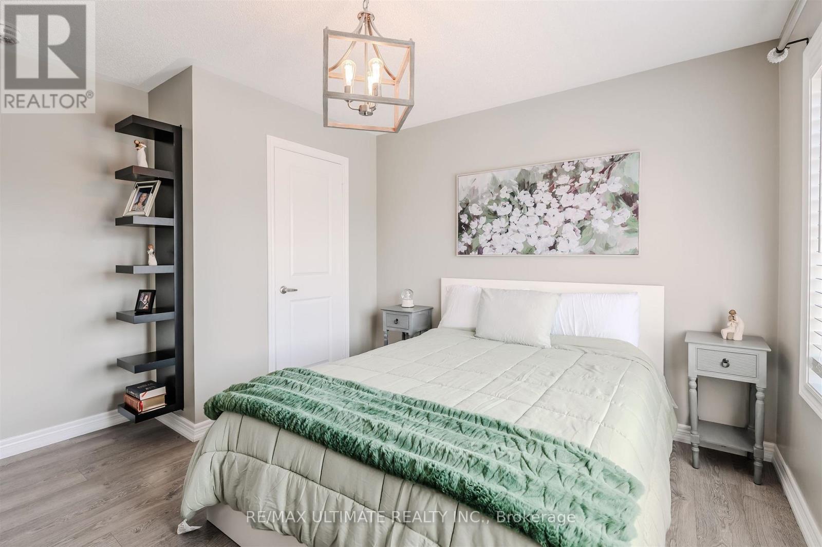47 LEWIS AVENUE - Image 32