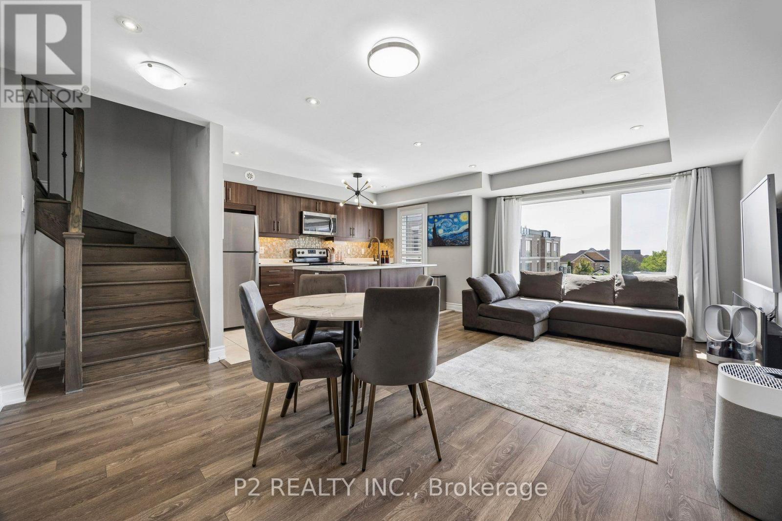 #608 50 DUNSHEATH WAY - 7